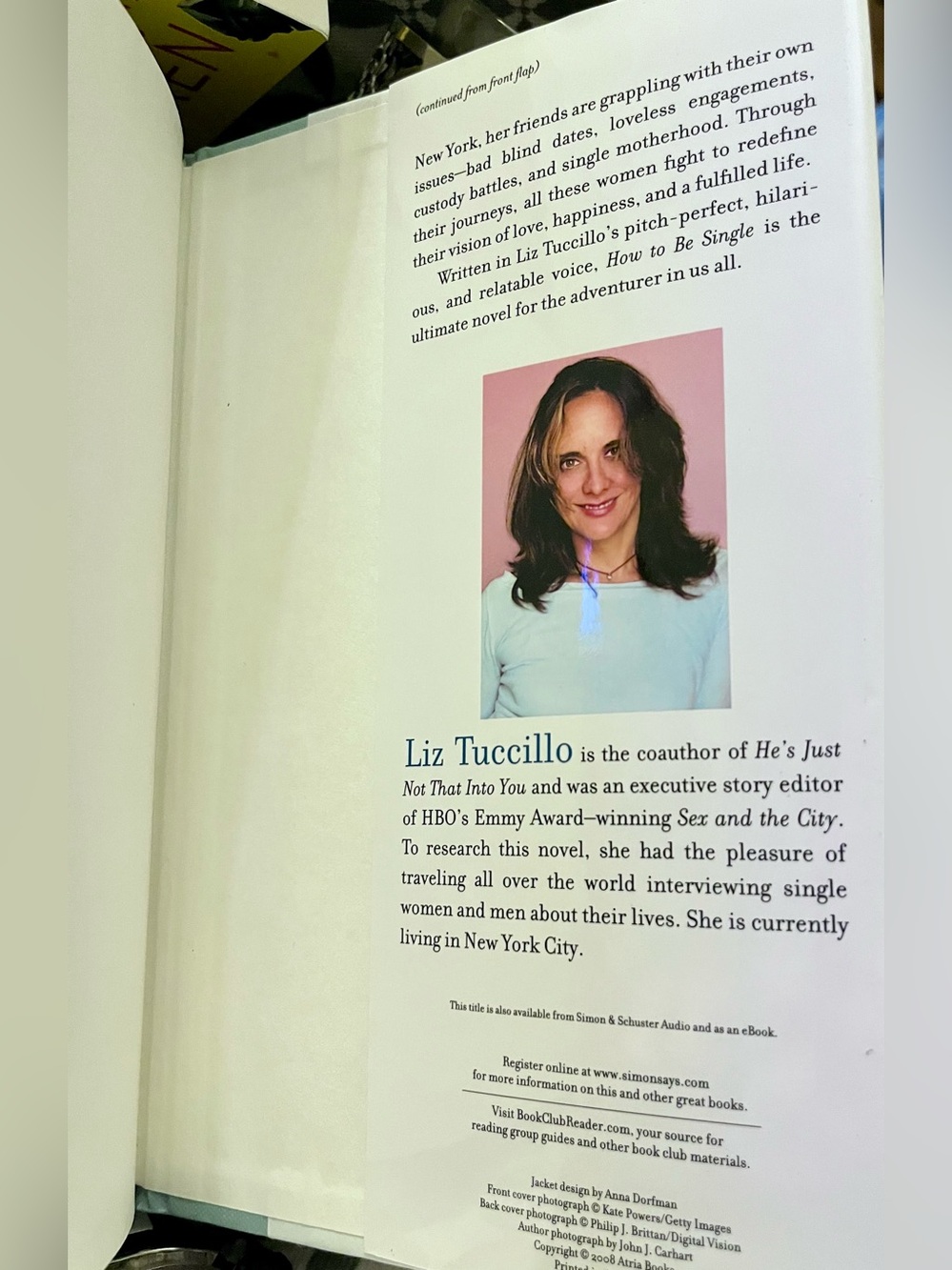 HOW TO BE SINGLE - NOVEL BY LIZ TUCCILO - Picture 4 of 4